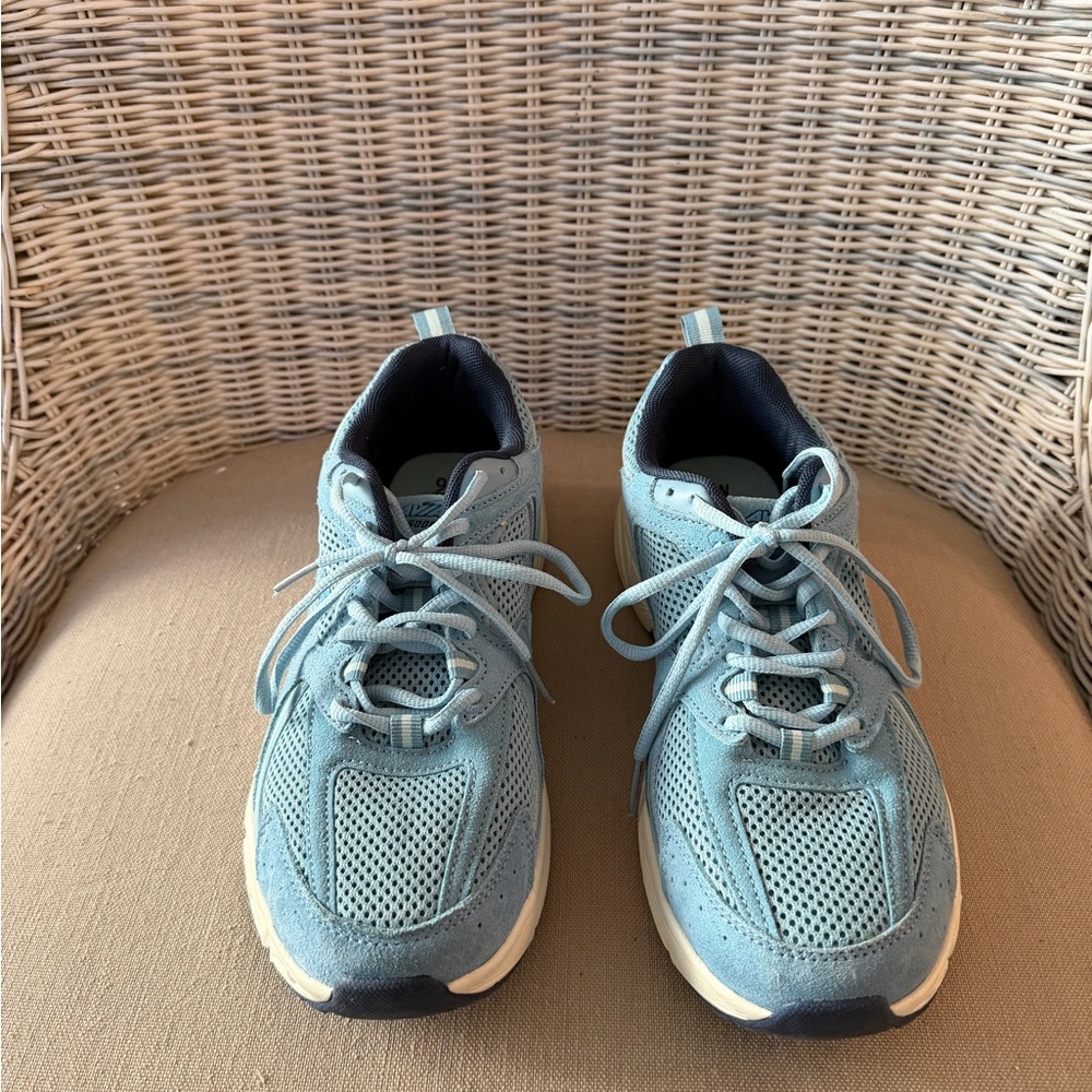 Avia Sky Blue Mesh Sneakers